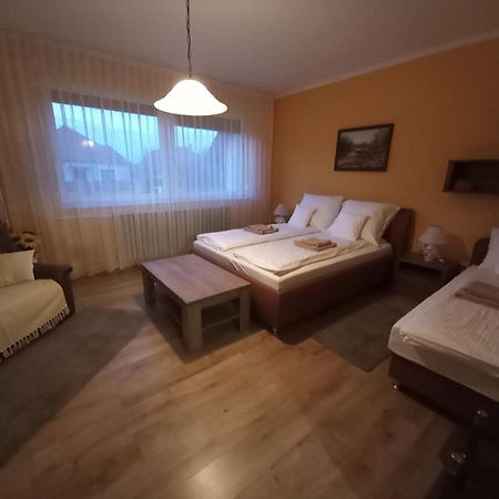 Sandor Apartman غيولا المظهر الخارجي الصورة