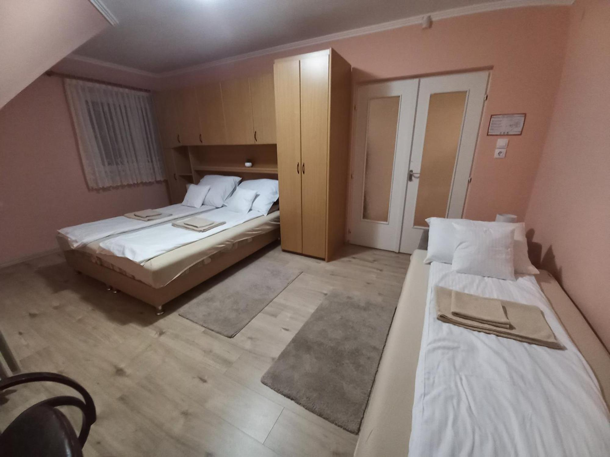 Sandor Apartman غيولا المظهر الخارجي الصورة