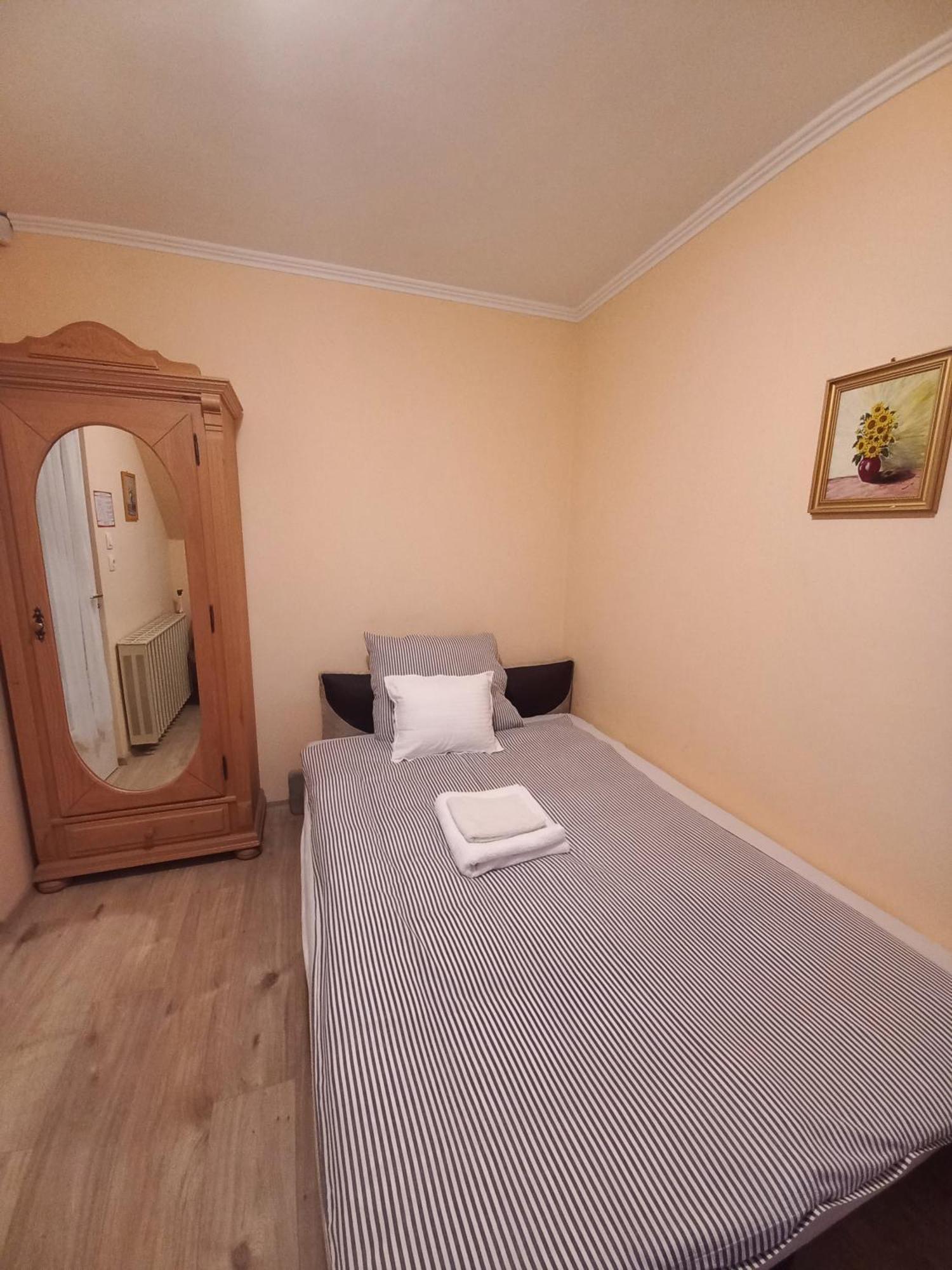 Sandor Apartman غيولا المظهر الخارجي الصورة
